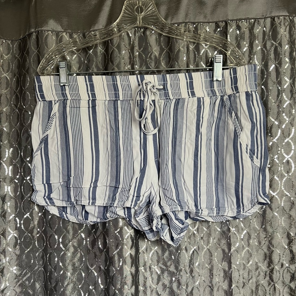 SO Blue and white striped light weight Short Size XL